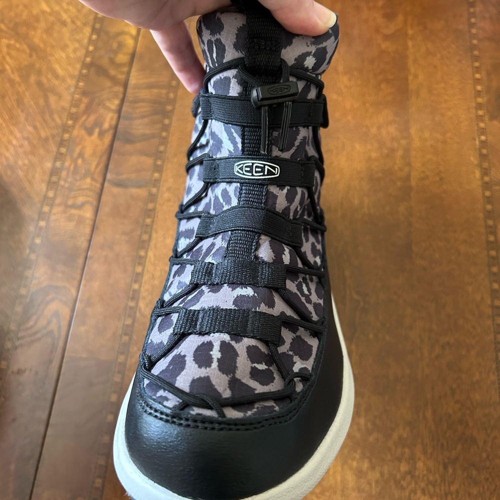 ❌❌SOLD❌❌Keen Women's 8 Uneek SNK II Waterproof Chukka Boots Animal Print/Silver - Picture 9 of 12